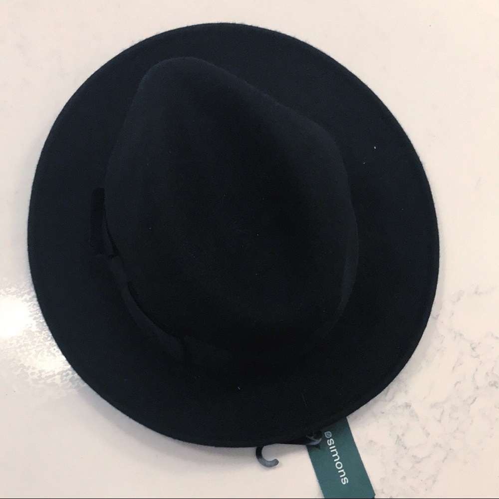 Simons hat